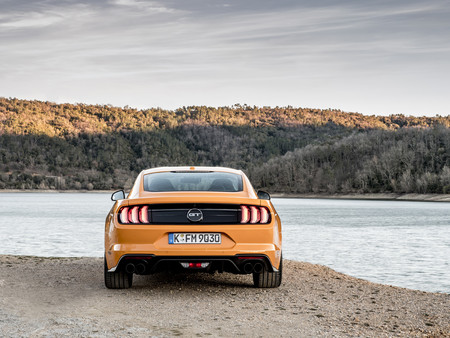 Ford Mustang 2018, prueba contacto