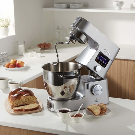 Oferta de Amazon para nuestra cocina: el robot de cocina Kenwood Cooking Chef KCC9060S está rebajado a 899,90 euros