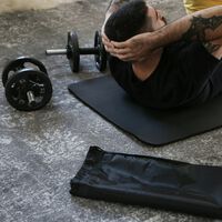 El Corte Inglés baja el precio del kit de mancuernas ajustables ideal para montar tu gimnasio en casa