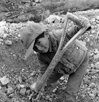 Explotación infantil, un documental de la 2 en Documentos TV