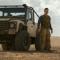 Hoy en Apple TV, John Cena y Jessica Biel protagonizan una persecución mundial a toda velocidad