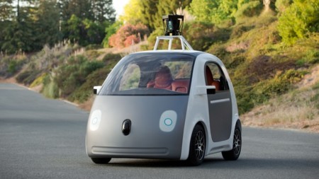 Eh, Google: que Alphabet ya era una marca registrada, y pertenece a BMW