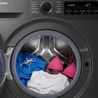Las prendas que más usamos en verano no se merecen un programa automático de tu lavadora. Mejor elegirlo tú mismo