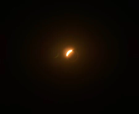 Eclipse segundos antes de su totalidad | Fotografiado con la app Cámara de Apple