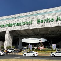 México alista una reforma histórica: Uber, Didi y taxis de app podrían operar libremente en aeropuertos antes del Mundial 2026 