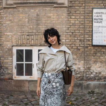 Las Skechers tipo New Balance son perfectas para hacer turismo porque son cómodas y van con todo 