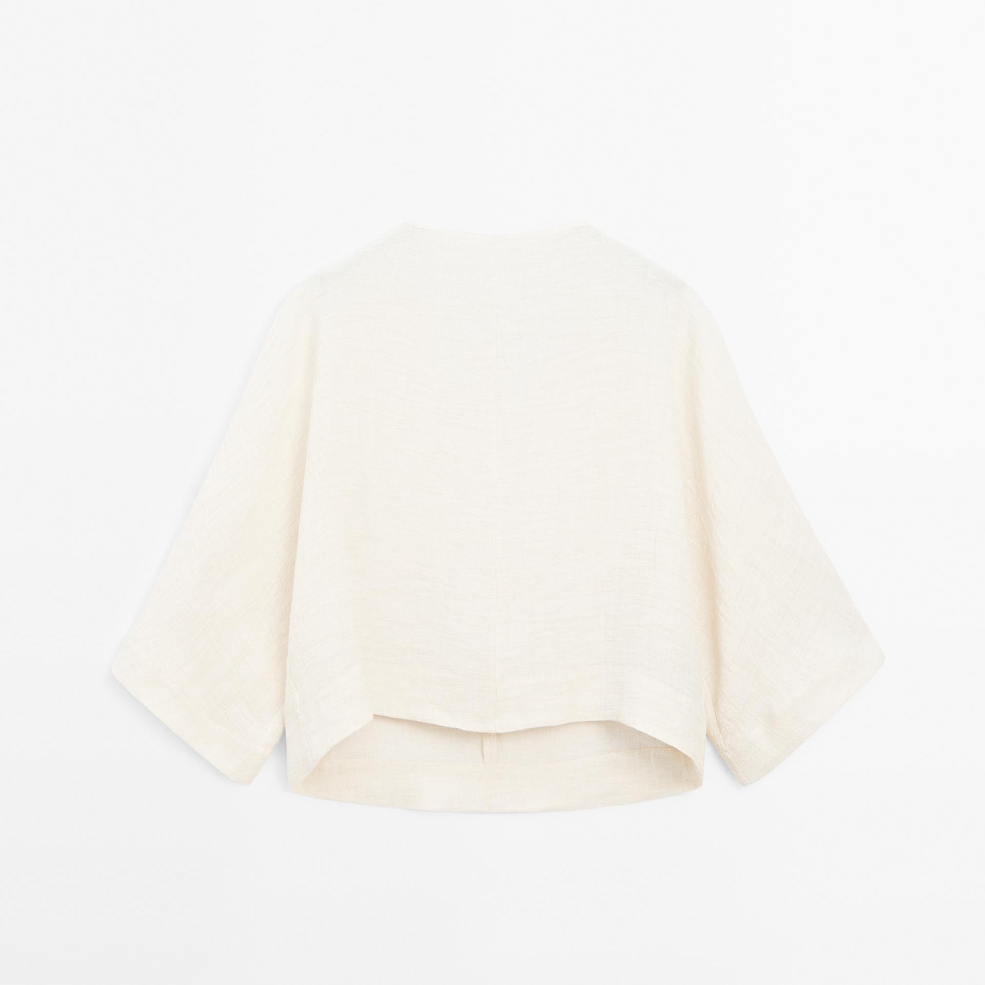 Camisa escote pico espalda - Studio

