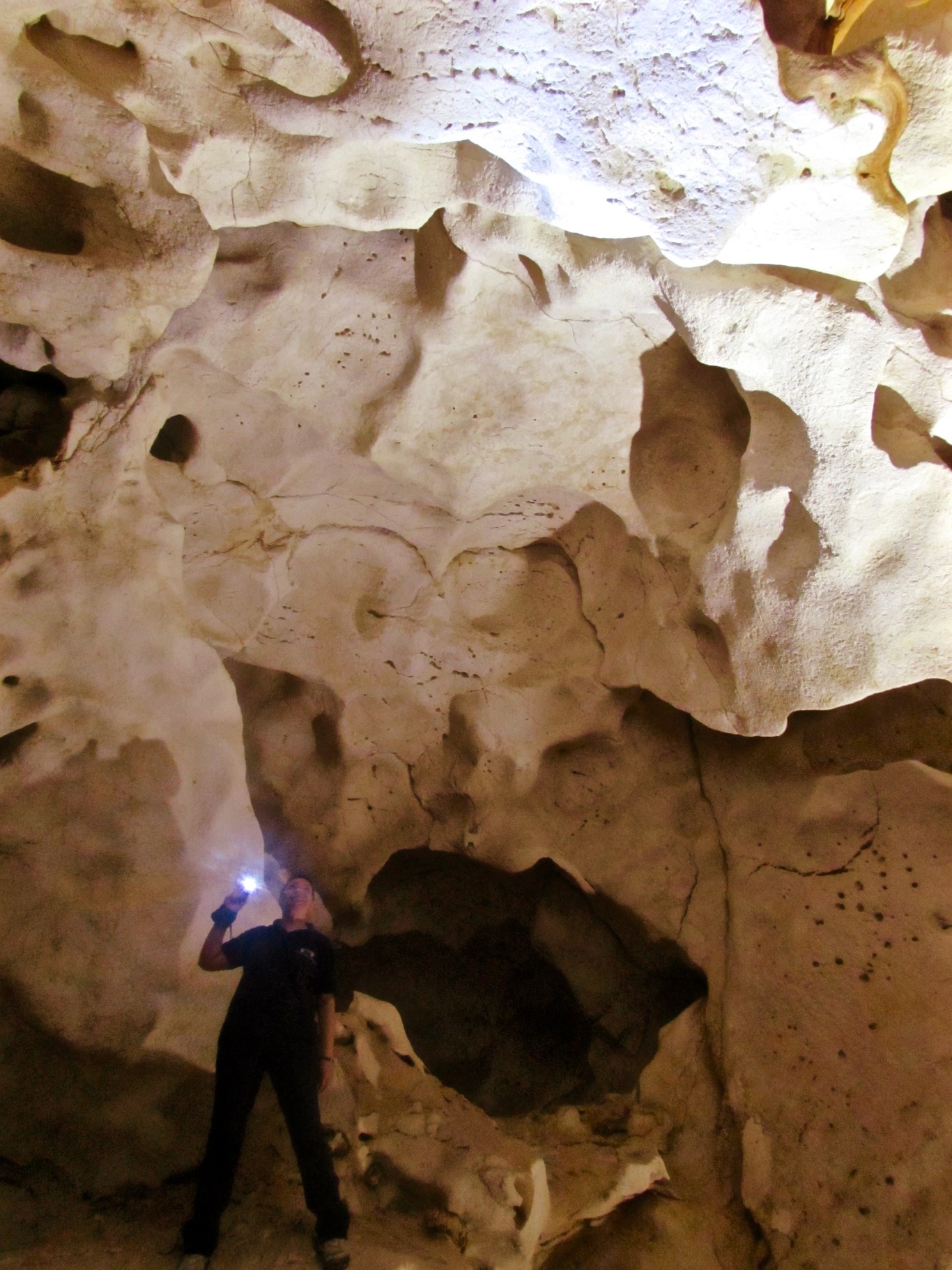 La Cueva del Puerto en Calasparra, Murcia: el tiempo entre columnas (y entre estalactitas...) 