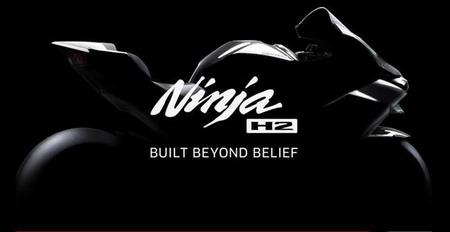 Kawasaki Ninja H2, hoy nos miramos el ombligo