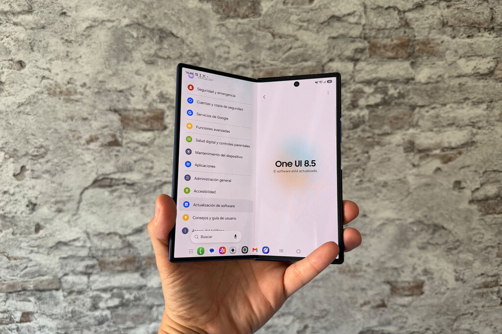 El parche de junio no sólo trae seguridad a tu Galaxy S25 o Z Fold7. Con él llegan dos nuevas funciones de Galaxy AI