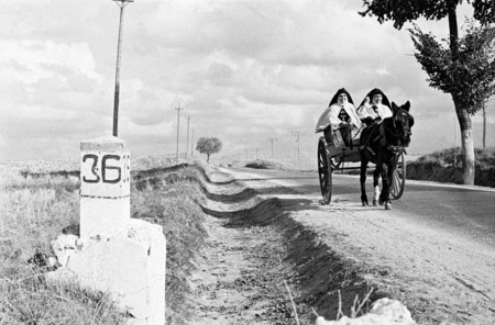 "España años 50" muestra el lado fotográfico del cineasta Carlos Saura
