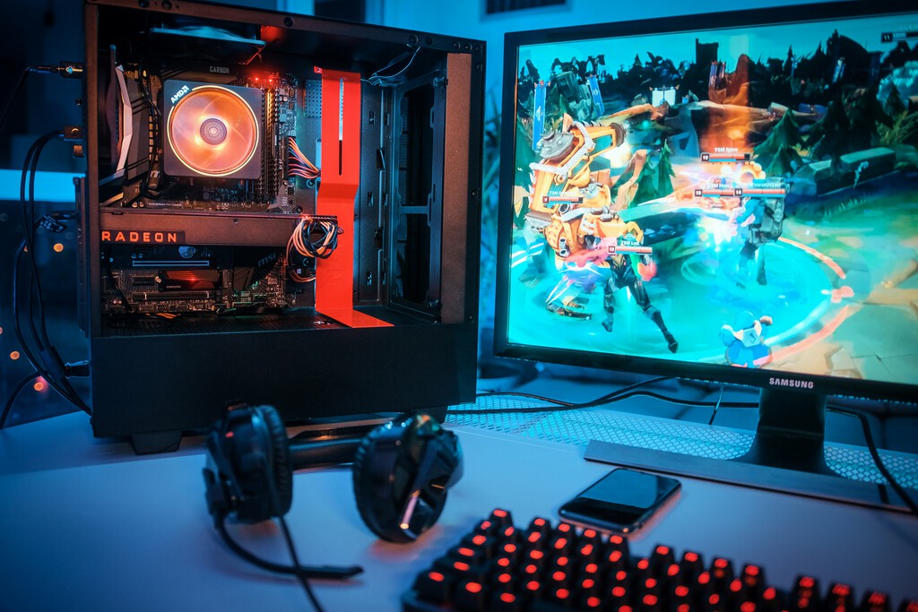Jugar a videojuegos en pleno verano y con este calor es una experiencia horrible. He encontrado la solución en la nube