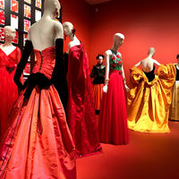 El sueño del diseñador se hace realidad: abre el Museo de Yves Saint Laurent en París 