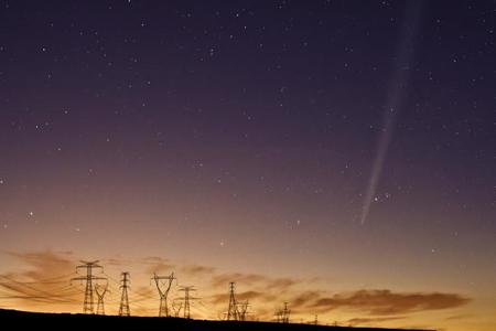 Diestros, zurdos y el cometa Hale-bopp
