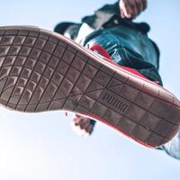 Puma se adelanta a las rebajas con estas zapatillas casual que cuestan poco más de 30 euros