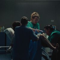 El anuncio de BBVA es todo lo que no se debe hacer en un parto: violencia obstétrica explícita que indigna a las matronas