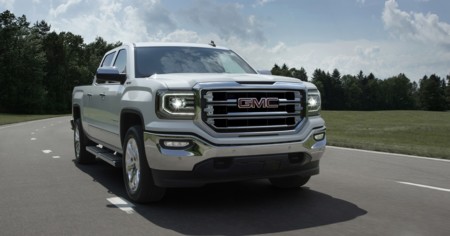 GMC Sierra 2016 te presume sus cambios, poquitos pero sustanciosos