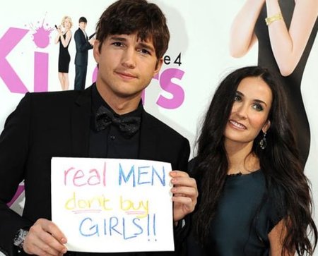 A Asthon Kutcher le puede salir el divorcio por un ojo de la cara