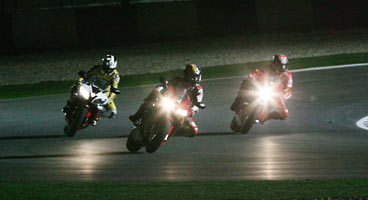 Los pilotos dan el visto bueno a la carrera nocturna en Qatar