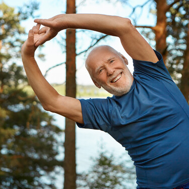 Entrenar hoy es garantizar que te puedas mover el día de mañana: la rutina fácil para cuidar de tus caderas