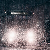 Oslo se dejó una millonada en buses eléctricos. Pero con el frío noruego la autonomía no les da para cubrir sus rutas