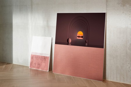 Este televisor OLED de LG oculta la pantalla cuando no la usamos gracias a un sistema móvil de altavoces de 4.2 canales