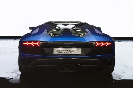 Aventador S Roadster 50th Anniversary Japan 4