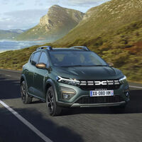 En el mundo triunfa el Tesla Model Y, pero el coche favorito de los españoles sigue siendo un SUV, barato y gasolina