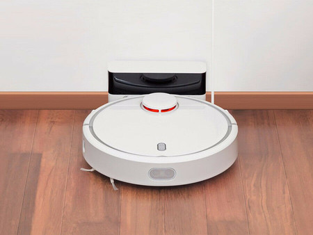 El robot aspirador de Xiaomi con WiFi y más de 2 horas de batería vuelve a bajar de precio: por 216,74 euros y con envío gratis