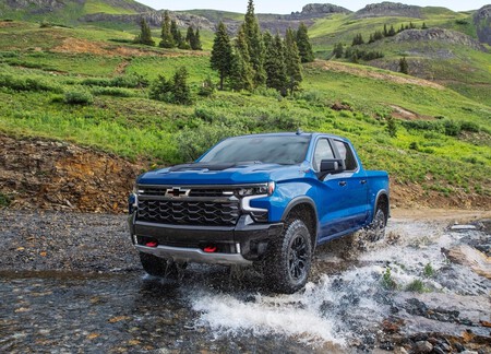 Chevrolet Silverado 2022 1600 04