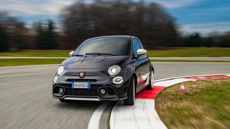 Abarth 695 Essesse 5