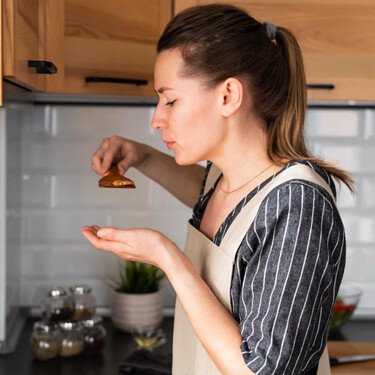 Pese a su mala fama, el glutamato monosódico es seguro y delicioso: cómo y cuándo usarlo en tus platos 