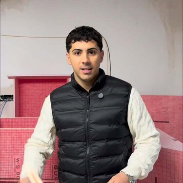 David Sevilleja, experto en reformas: "No pongas azulejos caros en la zona donde van a ir los muebles, en su lugar pon este tipo de muebles" 