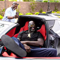 Shaquille O'Neal se empeñó en comprarse un Corvette Z06 en el que no cabía. Le han hecho uno gigantesco a medida