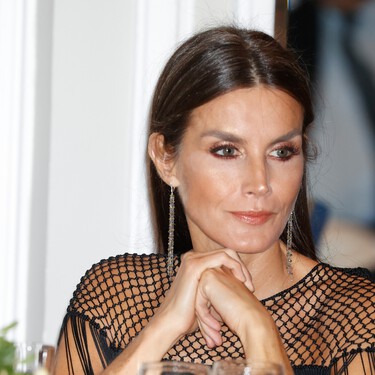 Las maquilladoras lo confirman: "A partir de los 50, el delineado invertido es lo mejor para rejuvenecer la mirada"
