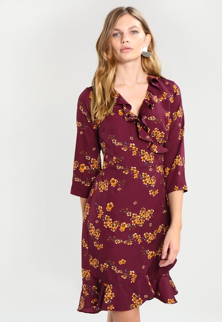 Por sólo 13,95 euros encontramos en Zalando el vestido informal de Vero Moda