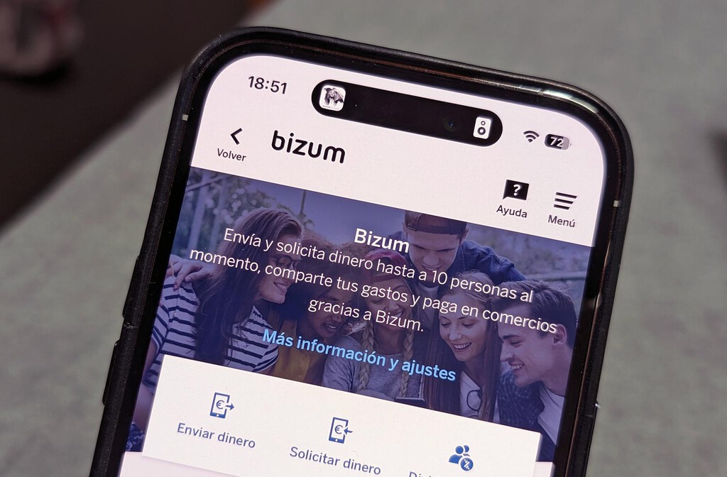 El timo del "Bizum inverso" del que alerta la Guardia Civil: mucho cuidado si recibes este mensaje