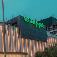 El Corte Inglés está arrasando con la nueva chaqueta Under Armour cómoda, con tejido polar y rebajada a casi mitad de precio  