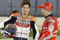 Stoner y Lorenzo dominan en la oscuridad