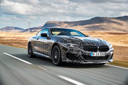 El BMW Serie 8 será un titán de 530 hp que ya se asoma en fotos espía