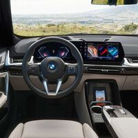Primero los conductores, y ahora las marcas. Nadie ve el sentido a "pagar más por algo que sé que ya tiene el coche" 