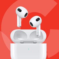 Los AirPods de tercera generación son un chollo en MediaMarkt: hazte con los auriculares tws de Apple por 159 euros