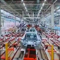 Como Pedro por su casa: un dron con cámara se cuela en la nueva Gigafactory de Tesla en Berlín