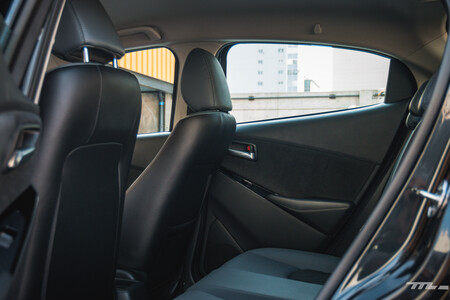 Mazda2 Carbon Edition Prueba De Manejo Opiniones Resena Fotos 63