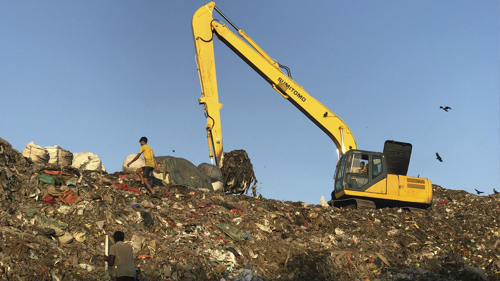 Lleva 12 años buscando sus 737 millones de euros en un vertedero sin éxito, pero tiene una oportunidad de oro para encontrarlos