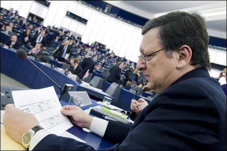 Barroso presenta una "gran coalición" para intentar cubrir 900.000 empleos vacantes en el sector TIC