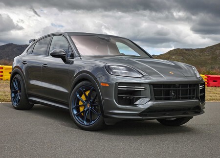 Porsche Cayenne Turbo Gt 2024 1600 01