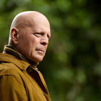 "No te preocupes por el dinero": Bruce Willis renunció al 99% de su sueldo para poder trabajar con una leyenda de Hollywood 