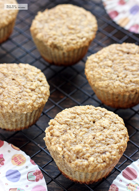 Muffins de plátano y avena. Receta fácil, rápida y saludable para el desayuno