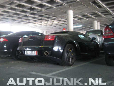 Lamborghini Gallardo abandonado